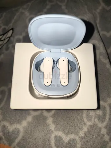 Earbuds