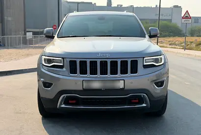 Jeep Grand Cherokee Limited 5.7 Hemi in Excellent Condition Gcc Specification