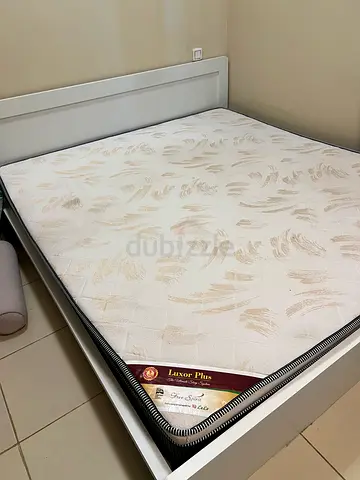 King Size bed with New Mattress and sidetable