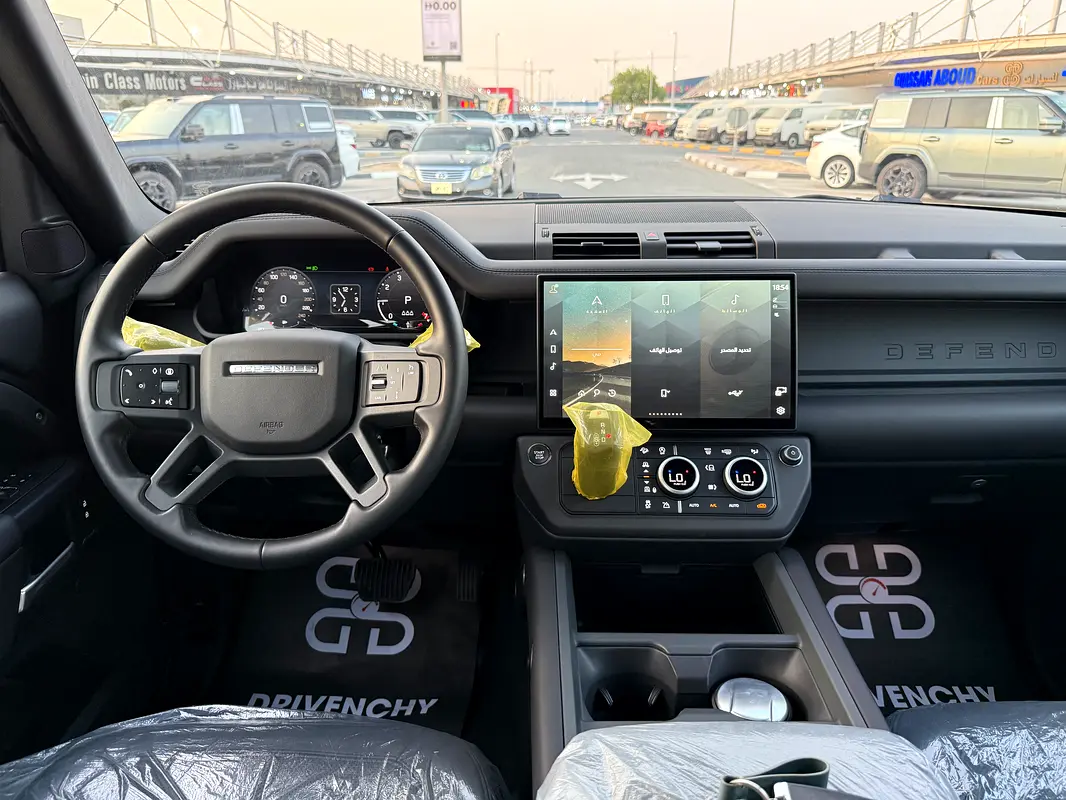 Land Rover Defender 2026
