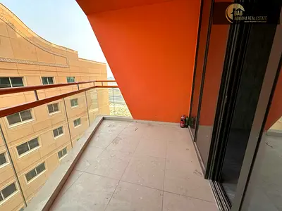 Bright,Spacious & Elegant Apartment with Pool View