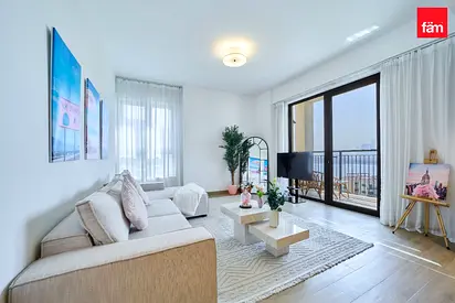 Elegant 1BR with Waterfront and Skyline Views
