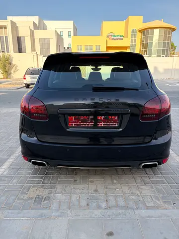 2012 Porsche CAYENNE 照片 2