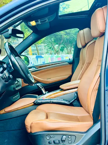 2013 BMW X6 缩略图 9
