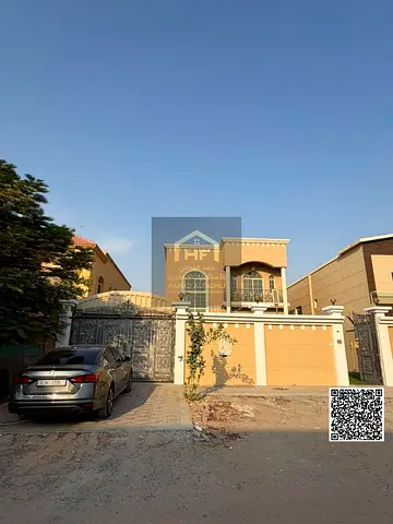 فيلا واسعة بخصوصية كاملة ومساحات استثنائية لمن يبحث عن منزل واسع يجمع بين الخصوصية والراحة والمساحات الكبيرة، تتوفر هذه الفيلا المستقلة للإيجار في منط