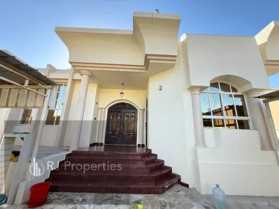 Lavish 4BHK Villa New Finishing With Separate Majlis Room Huge Villa Affordable Price