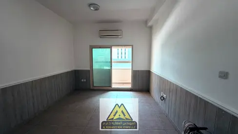 Bedroom and living room Balcony with a stunning view Split air conditioning throughout the apartment Separate laundry room Built-in wardrobes Comforta