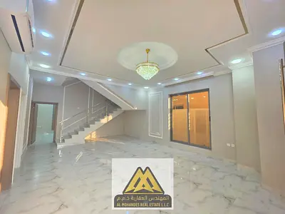 فرصة مميزة لاستئجار فيلا فاخرة في منطقة الياسمين – عجمان، بتصميم عصري ومساحات واسعة، مكونة من طابقين بالإضافة إلى رووف،