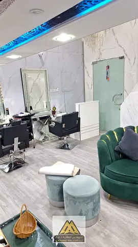 Opportunity to own a fully equipped women's salon, ready to operate from day one. *Large space *Unbeatable price *Free maintenance *Central air condit