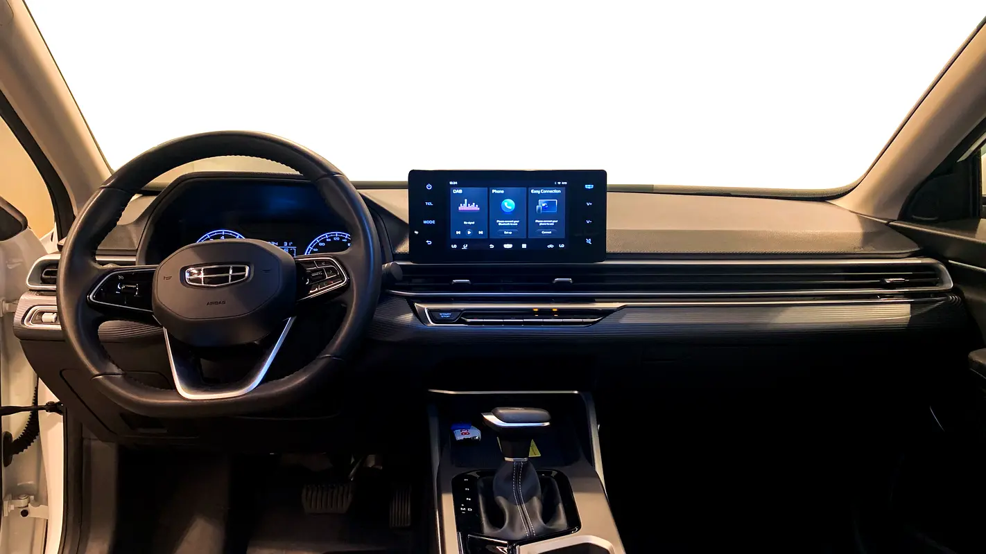 Geely Emgrand 2025