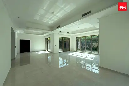 Single Row | Maids Room |Prime Location