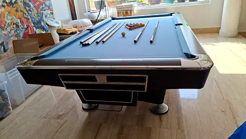 Brunswick 9 feet Professional pool Billiards table is for sale