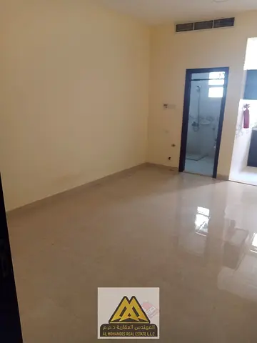 استوديو مطبخ شبه منفصل تكييف مركزي موقع حيوي في جميع الخدمات
