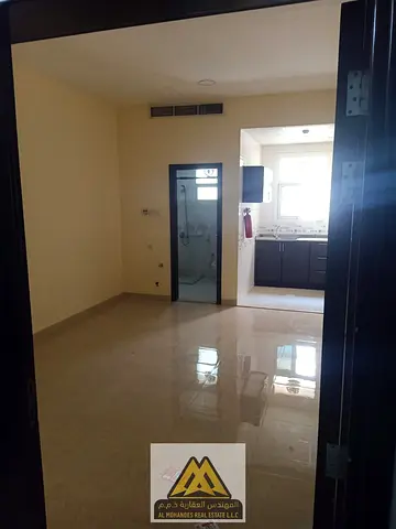استديو للإيجار السنوي في الجرف 2 عجمان بالقرب من مدرسة الأقصى