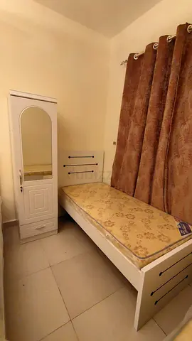Bedspaces near souq extra DSO