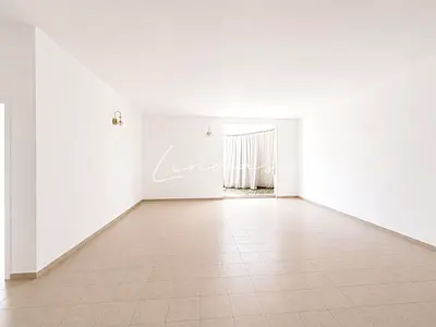 Spacious Unit | 2 bed + Maids | Garden View