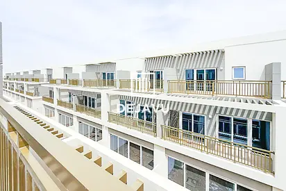 4BR Townhouse | Multiple Balconies | Bright Interiors