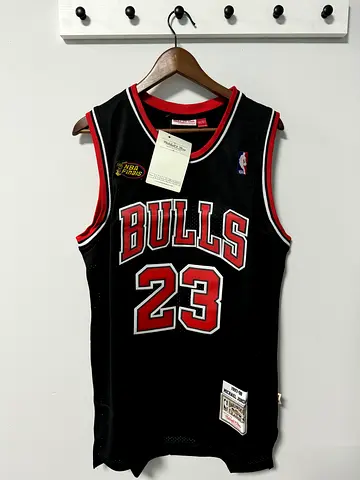 Michael Jordan 1997-98 Finals Black Jersey