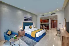 Lavish Studio near metro Free bills.