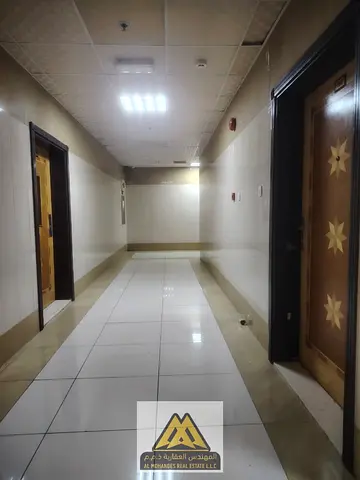 Excellent location | Excellent price | Vibrant area | Close to all amenities | Regular maintenance included | Open view