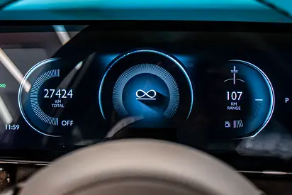2025 ROLLS-ROYCE CULLINAN — миниатюра 11