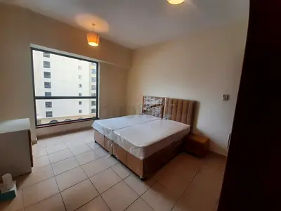 Bed Space in Master Room | Male Only | Near JBR Tram 1