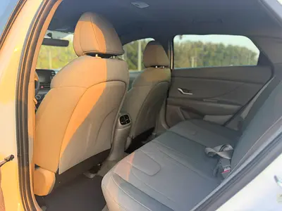 صورة مصغرة 15 لـ 2023 Hyundai ELANTRA
