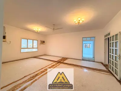 For annual rent – Spacious villa in Al Jurf 1 – Ajman A unique opportunity to rent a villa with an exceptional size, strategically located on Sheikh
