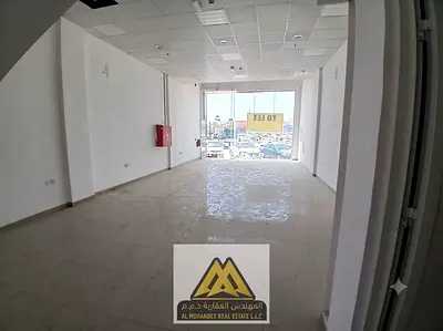 على شارع عمر بن العاص مباشرة | بمساحة كبيرة تناسب مختلف الأنشطة التجارية والاستثمارية | منطقة نشطة