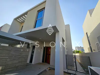 Sophisticated Living | Premium Townhouse | Ready to Move