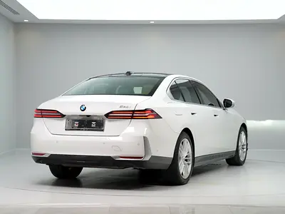 BMW 5 Series 520i, миниатюра 7