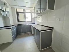 Spacious 2bhk with wardrobe and 3 bath