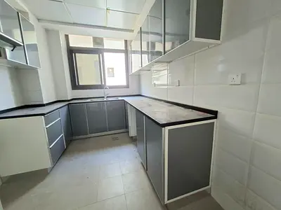 Spacious 2bhk with wardrobe and 3 bath