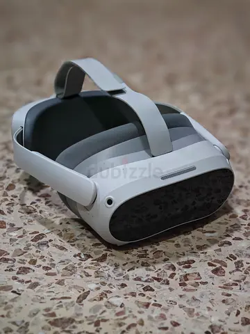 Pico 4 VR Headset + Official Case - Brand New Condition