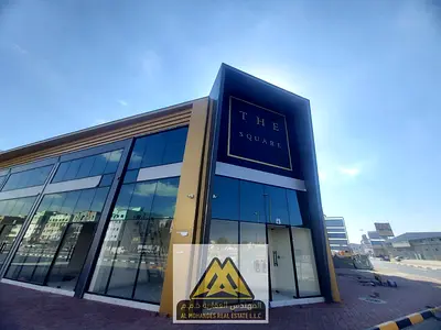 Excellent location | Excellent price | Vibrant area | Close to all amenities | Regular maintenance included | Open view