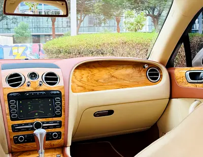 2011 Bentley FLYING SPUR 缩略图 17
