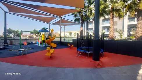 CLOSE TO METRO-SPACIOUS 2 BED-POOL VIEW-BEST PRICE