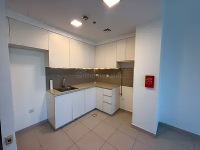 Corner unit | Open View | Well Maintained