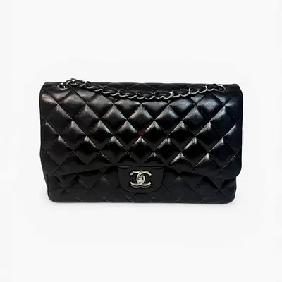CHANEL JUMBO CLASSIC FLAP BAG IN BLACK LAMBSKIN LEATHER WITH SILVER HARDWARE