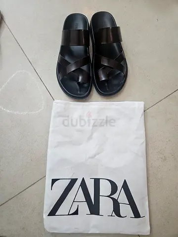 Zara black leather cross-strap slide sandals, like new