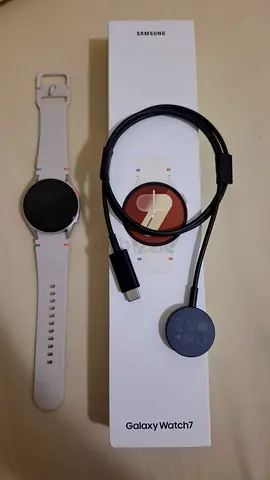 Brand New Samsung Galaxy Watch 7 LTE - 40MM