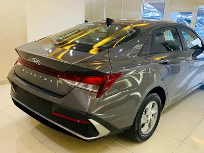 Hyundai Elantra GLS, миниатюра 4