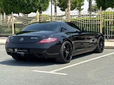 صورة مصغرة 8 لـ 2011 Mercedes-BENZ SLS AMG