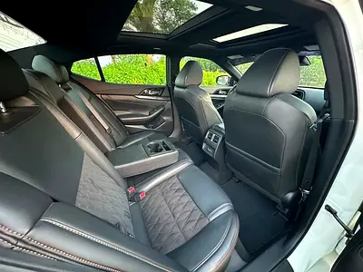 2021 Nissan MAXIMA 照片 6