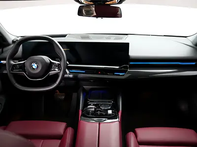 BMW 5 Series 520i, миниатюра 10
