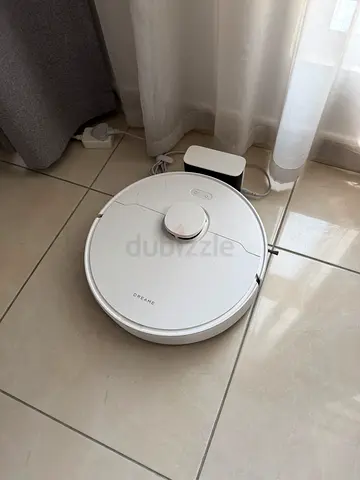 Dreame robot vacuum