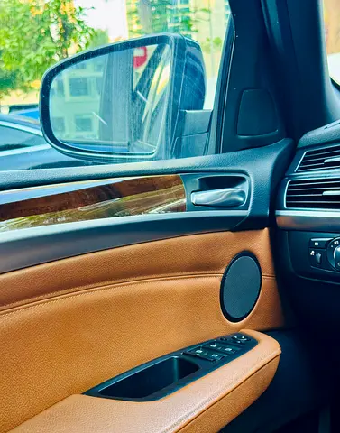 2013 BMW X6 缩略图 18