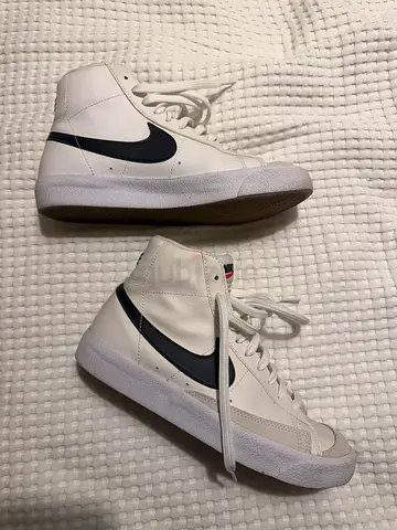 Nike blazer mid ‘77 Vintage “White/Black”