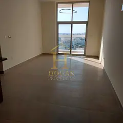 READY TO MOVE IN | SPACIOUS LAYOUT | HIGH FLOOR