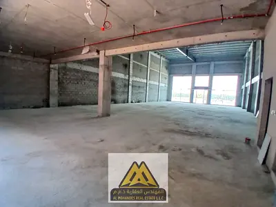 شوروم للإيجار في الباهية على شارع رئيسي بموقع استراتيجي مناسب للبراندات وصالات العرض والأنشطة التجارية